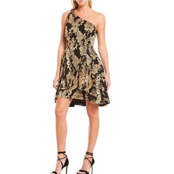 Gianni Bini Cocktail Dress NWT - Picture 1 of 13